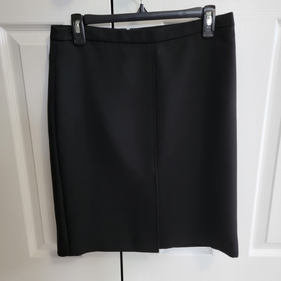BCBGMaxazria Pencil Skirt, Women's, Black, Size 6 - Picture 3 of 6